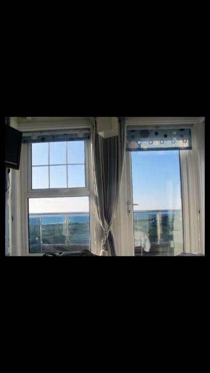 ביוד The Bay View Inn מראה חיצוני תמונה